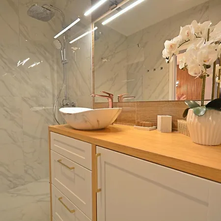 Platan - Sunset - Garaz Apartment Swinoujscie